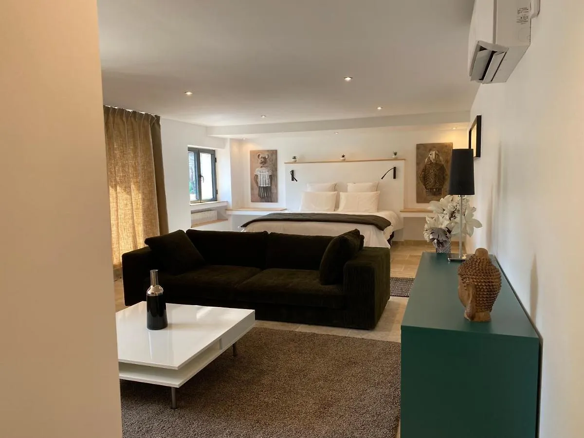 Le Relais De Campagne Bed and Breakfast Trejouls Bed & Breakfast