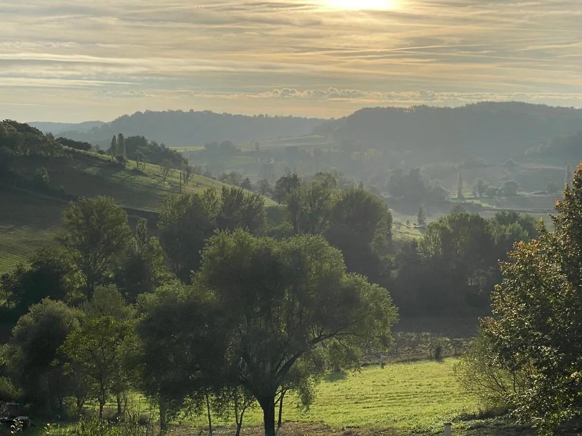 Bed & Breakfast Le Relais De Campagne Bed and Breakfast Trejouls